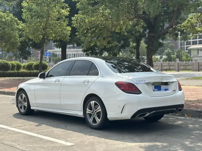 Mercedes-Benz C-Class 2020 Model C 260 L Sports Edition – фото 4