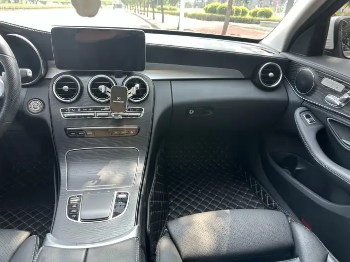 Mercedes-Benz C-Class 2020 Model C 260 L Sports Edition – фото 6