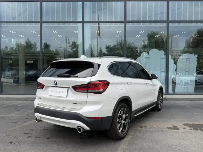 BMW X1 2022 Model sDrive25Li Leading Model – фото 5