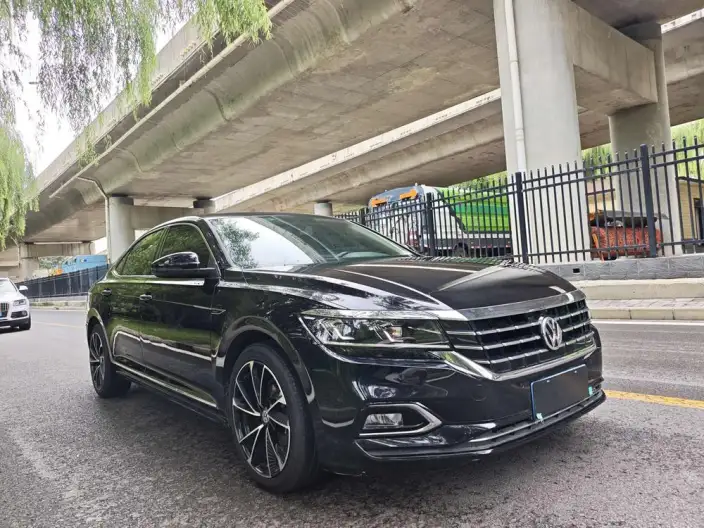 Volkswagen Passat 2020 Model 330TSI Elite Edition China VI – фото 3
