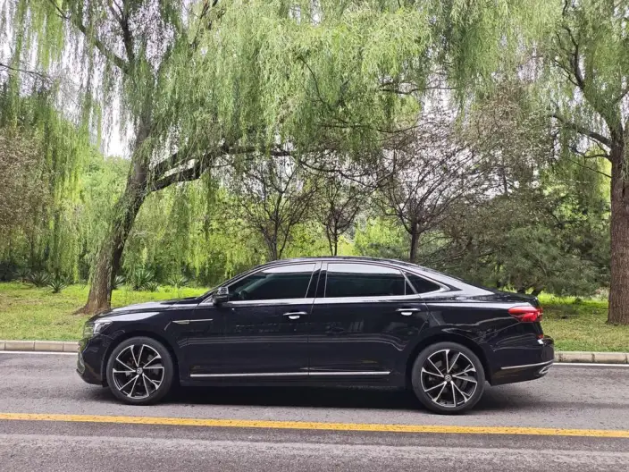 Volkswagen Passat 2020 Model 330TSI Elite Edition China VI – фото 4