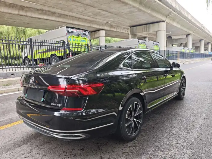 Volkswagen Passat 2020 Model 330TSI Elite Edition China VI – фото 6