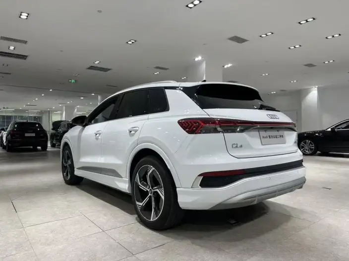 Audi Q4 e-tron 2024 Model 40 e-tron Chuangxing Edition – фото 4