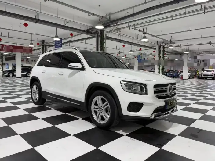 Mercedes-Benz GLB 2020 Model GLB 180 Fashion Model – фото 3
