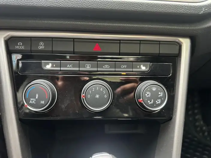 Volkswagen T-Roc 2021 Model Facelift 280TSI DSG 2WD Elite Zhilian Edition – фото 7