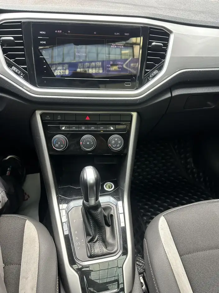 Volkswagen T-Roc 2021 Model Facelift 280TSI DSG 2WD Elite Zhilian Edition – фото 8
