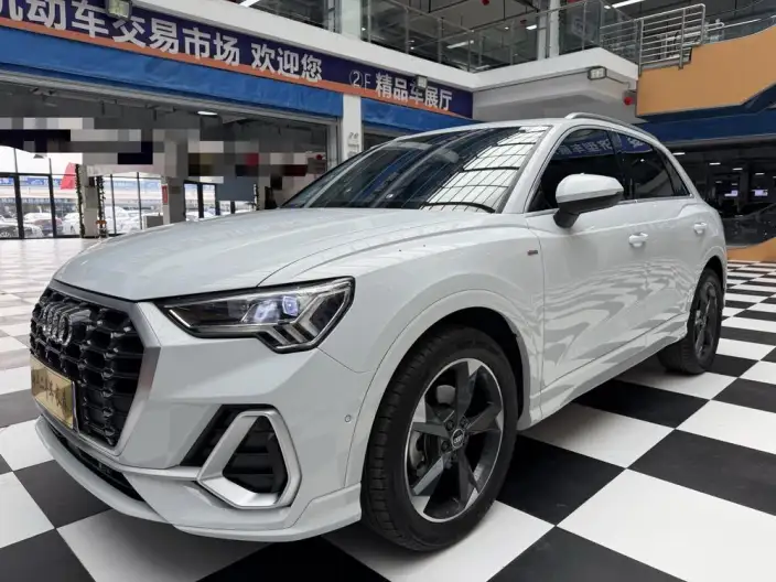 AUDI Q3 2022 Model 35 TFSI Fashion Dynamic Model – фото 1