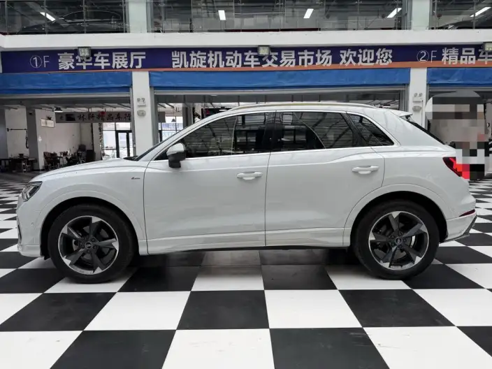 AUDI Q3 2022 Model 35 TFSI Fashion Dynamic Model – фото 4