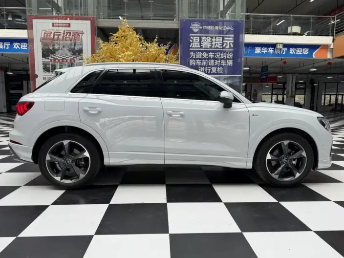 AUDI Q3 2022 Model 35 TFSI Fashion Dynamic Model – фото 8