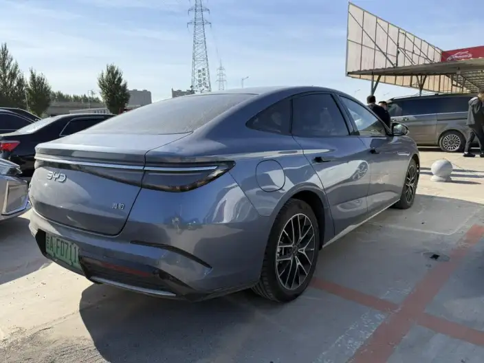 BYD Seal DM 2023 Model DM-i 1.5L 121KM Noble Model – фото 6