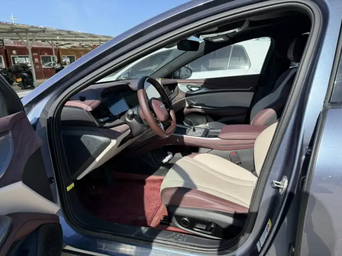 BYD Seal DM 2023 Model DM-i 1.5L 121KM Noble Model – фото 8