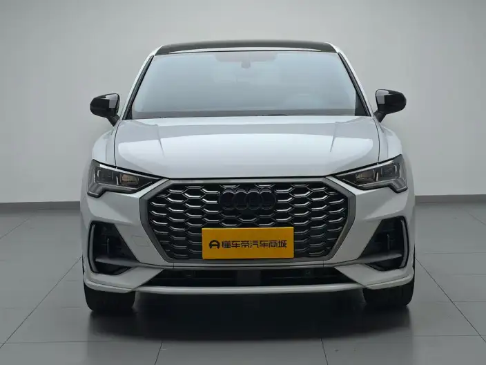 AUDI Q3 Sportback 2024 Model 40 TFSI Fashion Model – фото 2