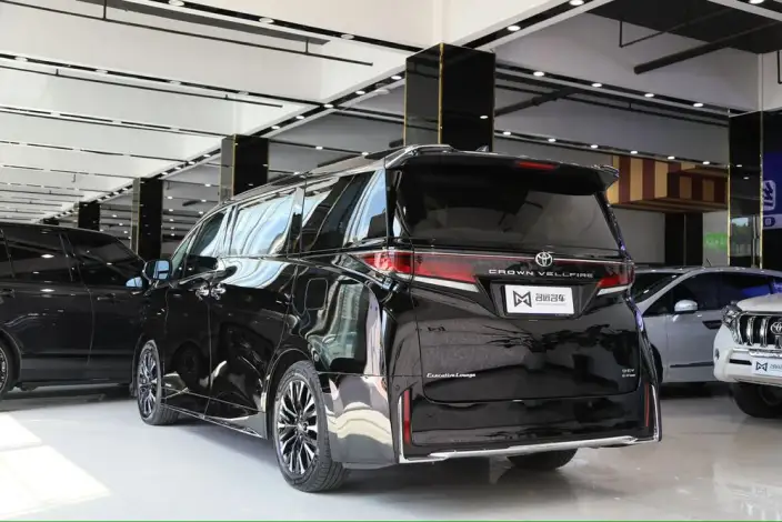 Vellfire 2023 Model Toyota Crown 2.5L Intelligent Hybrid 4WD Supreme Executive Edition – фото 4