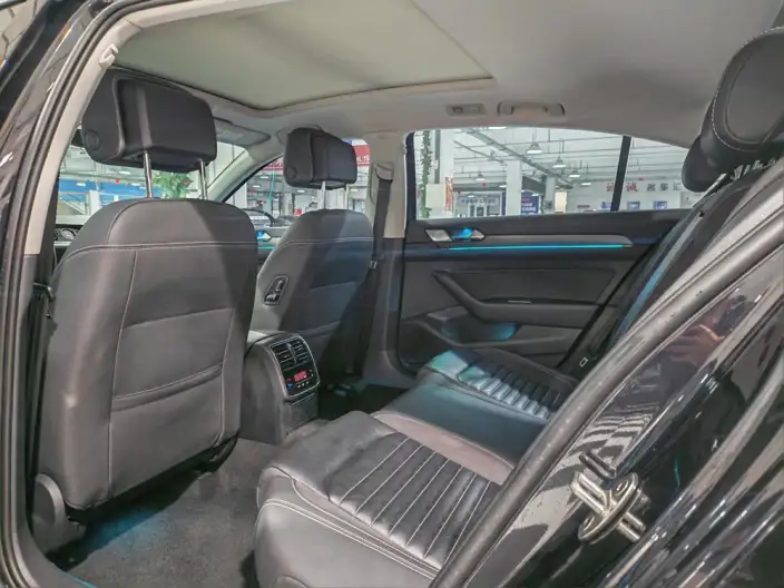 Volkswagen Magotan 2020 Model 280TSI DSG Comfort Model – фото 9
