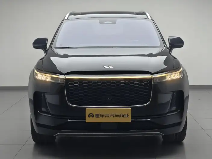 Li Auto ONE 2021 Model Extended Range 6 seat Edition – фото 2