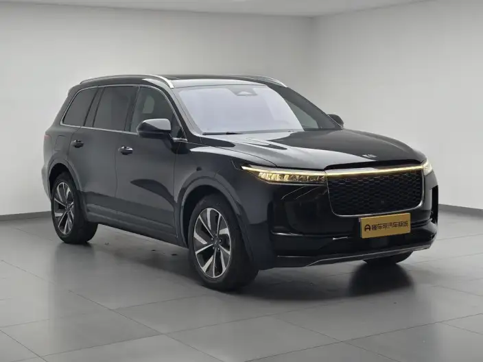 Li Auto ONE 2021 Model Extended Range 6 seat Edition – фото 3