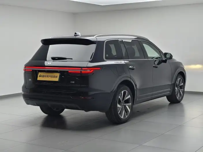 Li Auto ONE 2021 Model Extended Range 6 seat Edition – фото 7