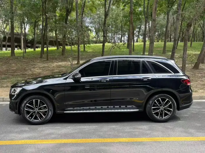 Mercedes-Benz GLC 2021 Model GLC 300 L 4MATIC Dynamic Model – фото 3