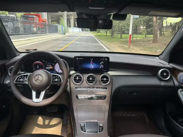 Mercedes-Benz GLC 2021 Model GLC 300 L 4MATIC Dynamic Model – фото 7