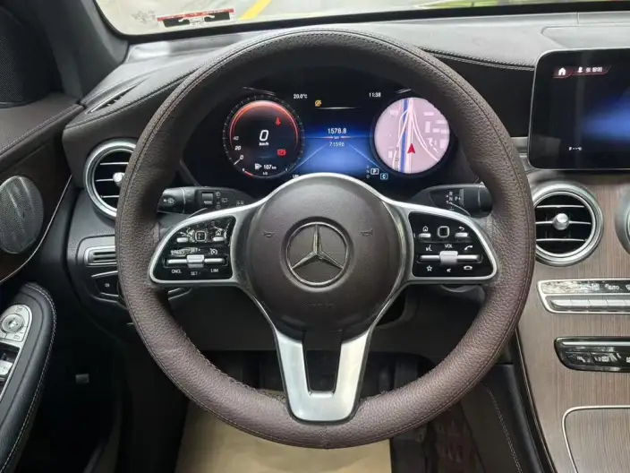 Mercedes-Benz GLC 2021 Model GLC 300 L 4MATIC Dynamic Model – фото 9