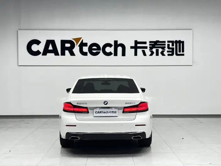 BMW 5 Series 2021 Model 525Li Luxury Set – фото 4