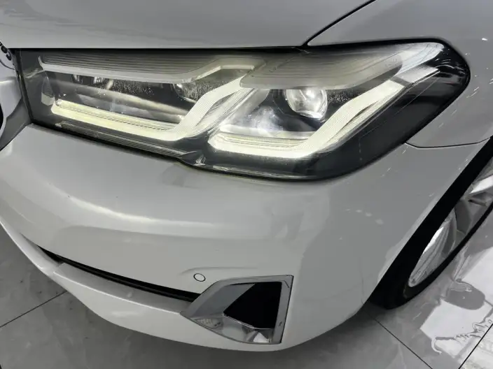 BMW 5 Series 2021 Model 525Li Luxury Set – фото 6