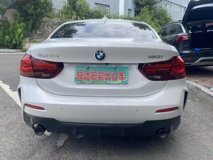 BMW 1 Series 2023 Model 120i M Sports Night Edition – фото 5
