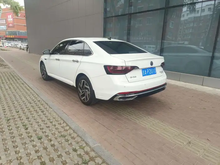 Volkswagen Sagitar 2023 Model 300TSI DSG Beyond Edition – фото 4