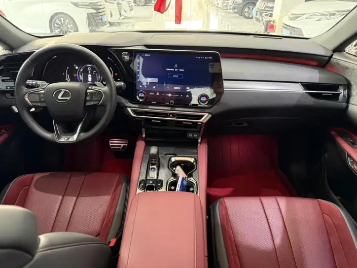 Lexus RX 2023 Model 500h DIRECT4 F SPORT Performance – фото 10