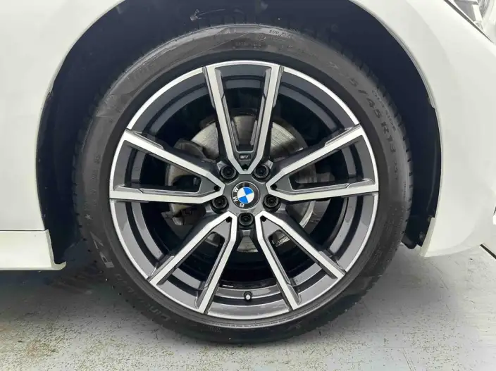 BMW 3 Series 2022 Model Facelift 320Li M Sports Set – фото 6