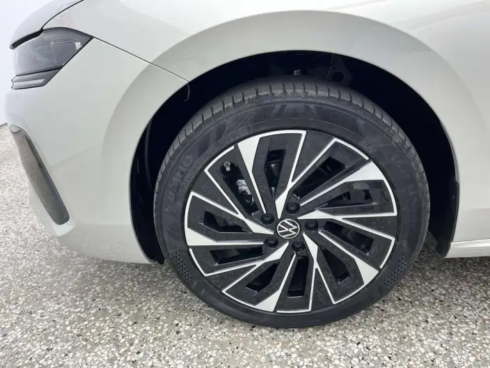 Volkswagen Sagitar 2026 Model S 300TSI DSG Deluxe Edition – фото 9