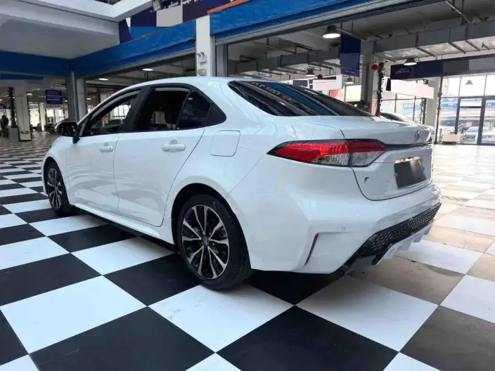 Toyota Levin 2022 Model 185T CVT Sports Edition – фото 4