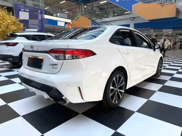 Toyota Levin 2022 Model 185T CVT Sports Edition – фото 6