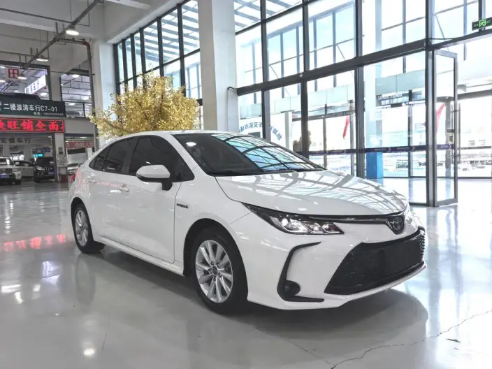 Toyota Corolla 2023 Model Intelligent Hybrid 1.8L E-CVT Elite Edition – фото 3