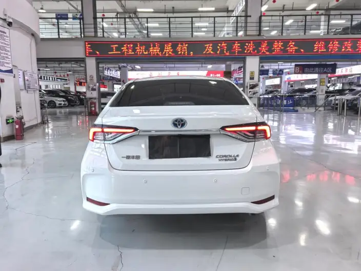Toyota Corolla 2023 Model Intelligent Hybrid 1.8L E-CVT Elite Edition – фото 5