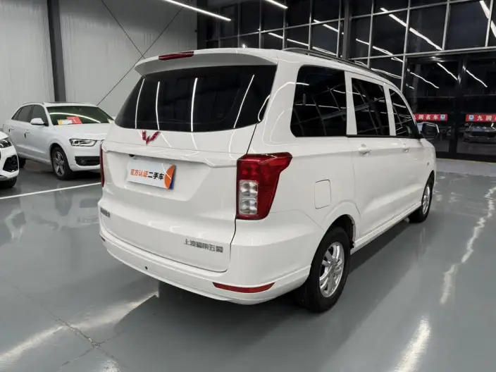 Wuling Hongguang 2021 Model 1.5L S Manual Comfort Model – фото 6