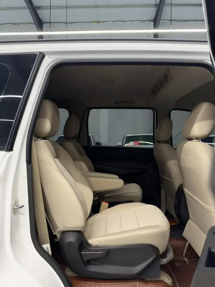 Wuling Hongguang 2021 Model 1.5L S Manual Comfort Model – фото 8