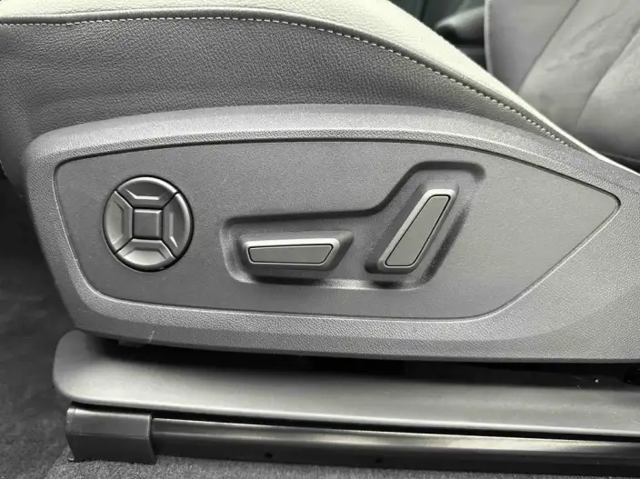 AUDI Q3 2022 Model 35 TFSI Fashion Dynamic Model – фото 10