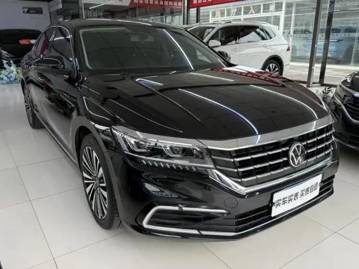 Volkswagen Passat 2021 Model 330TSI Deluxe Edition – фото 3
