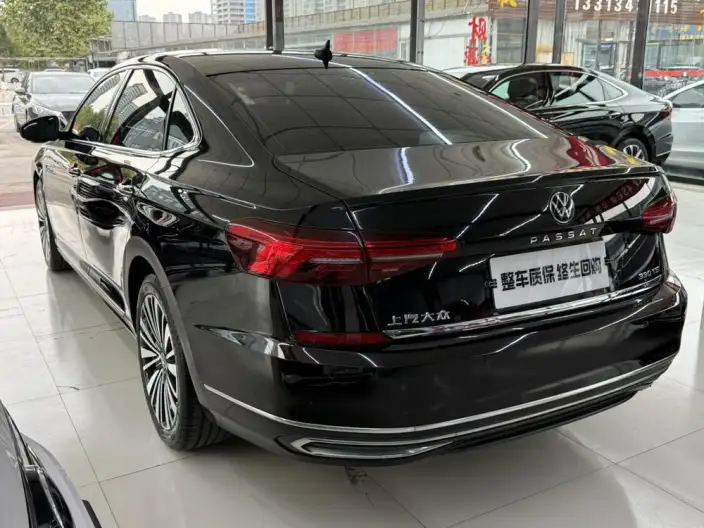 Volkswagen Passat 2021 Model 330TSI Deluxe Edition – фото 4