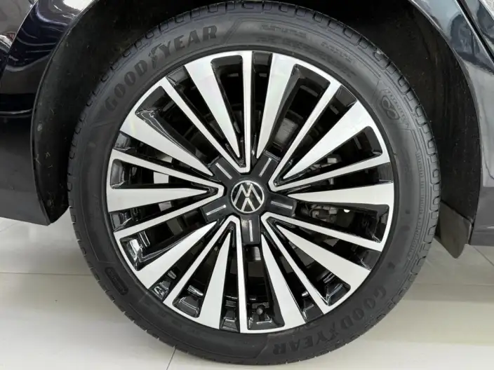 Volkswagen Passat 2021 Model 330TSI Deluxe Edition – фото 8