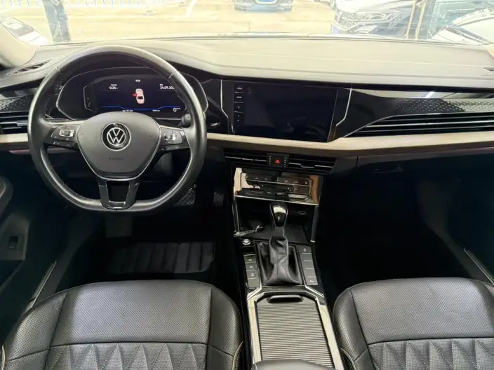 Volkswagen Passat 2021 Model 330TSI Deluxe Edition – фото 9