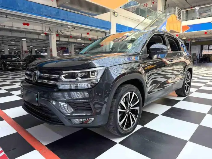 Volkswagen Tharu 2022 Model 280TSI 2WD Deluxe Edition – фото 1