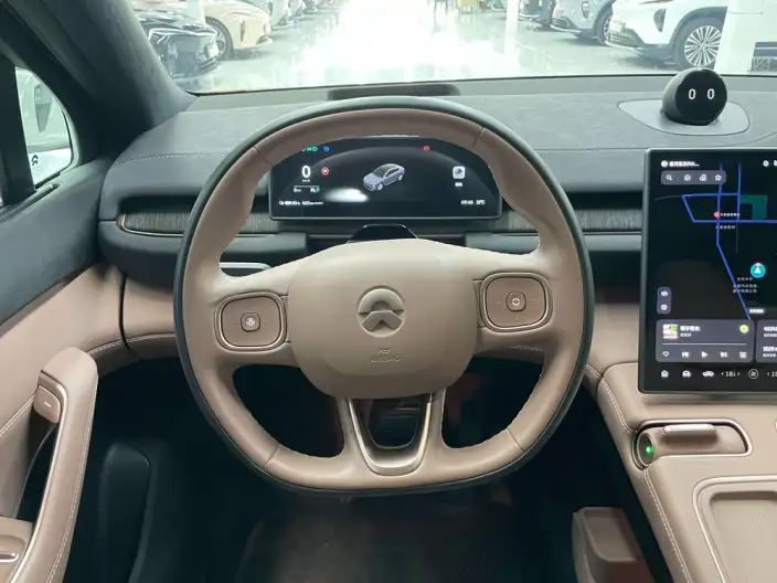NIO EC6 2023 Model 75kWh – фото 10