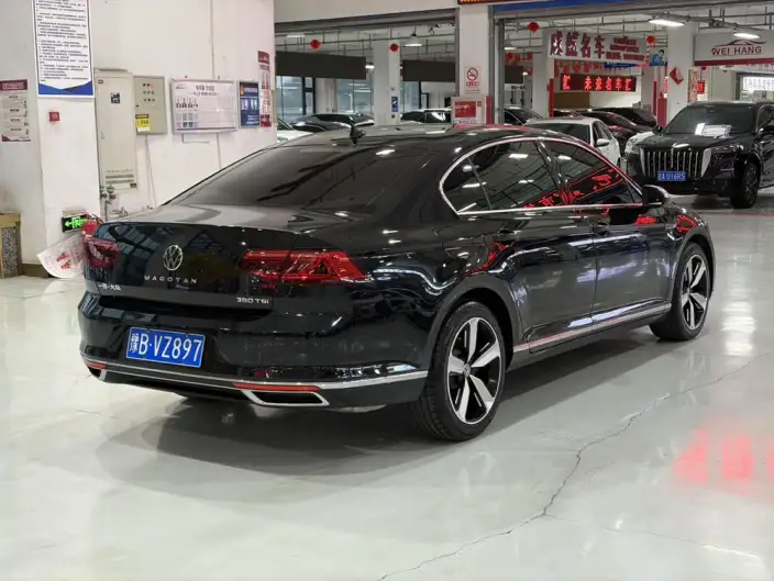 Volkswagen Magotan 2020 Model 330TSI DSG Luxury Model – фото 6
