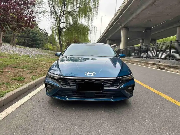 Hyundai Ioniq 2023 Model 1.5L CVT GLX Elite Edition – фото 2