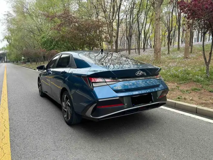 Hyundai Ioniq 2023 Model 1.5L CVT GLX Elite Edition – фото 4