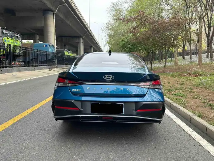 Hyundai Ioniq 2023 Model 1.5L CVT GLX Elite Edition – фото 5