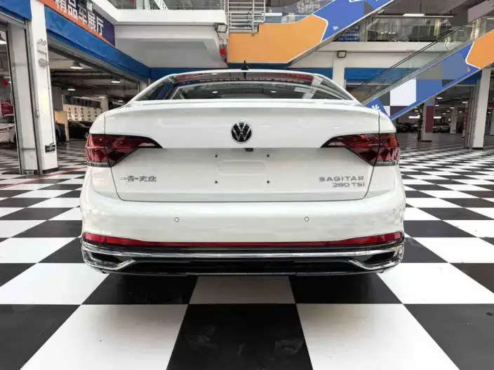 Volkswagen Sagitar 2023 Model 280TSI DSG Beyond Edition – фото 4