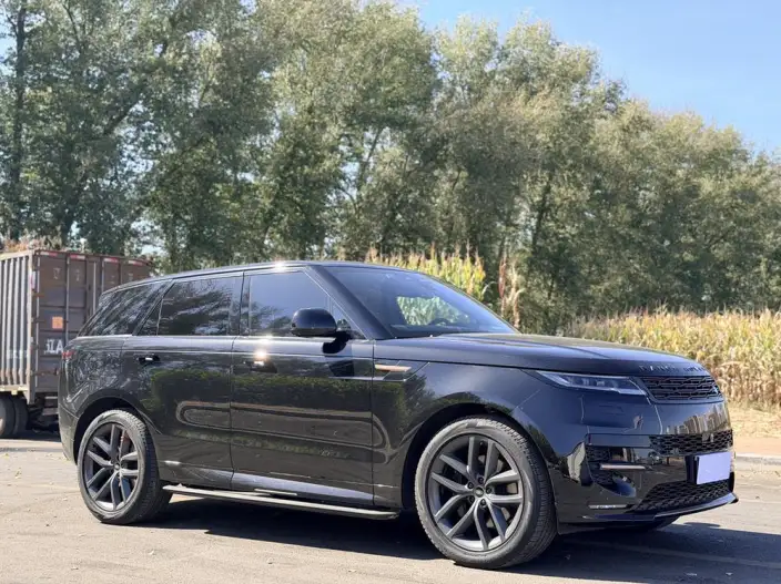 Range Rover Sport 2023 Model 3.0 L6 DYNAMIC HSE – фото 3